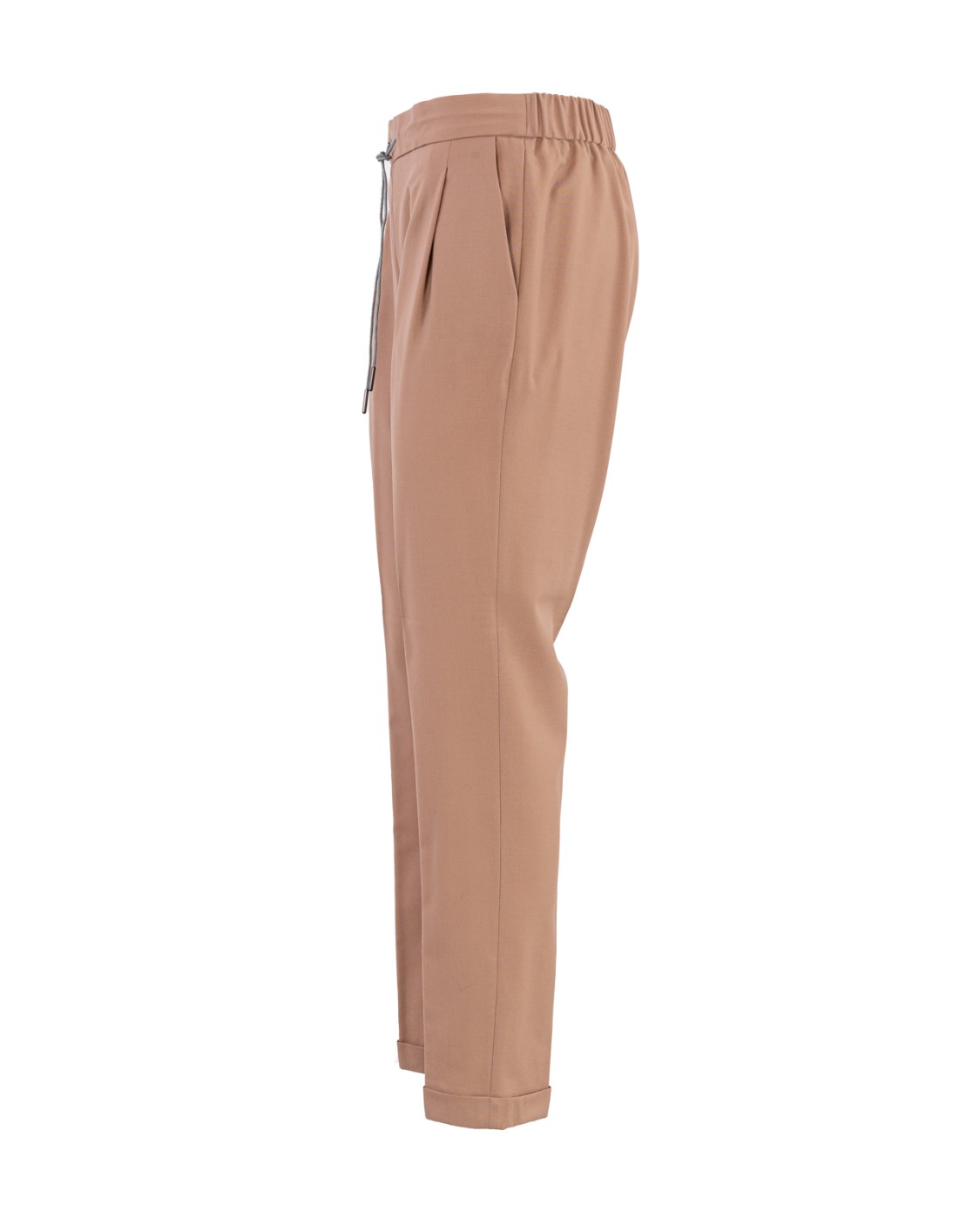 shop FABIANA FILIPPI Saldi Pantalone: Fabiana Filippi pantalone Spello.
Jogging fit con dettaglio brillante. 
Coulisse in vita.
Tasche laterali.
Composizione: 82% Poliestere 18% Elastan.
Fabbricato in Italia.. PADP04F350H713M417-1248 number 3394077